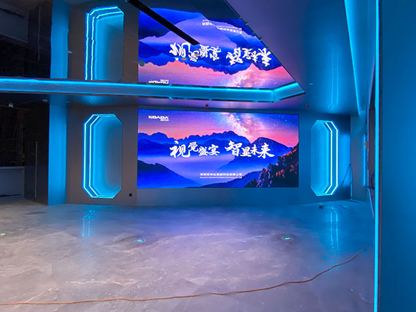 济南 鼎冠鑫星 台球连锁应用柯华达P2.5室内全彩LED显示屏